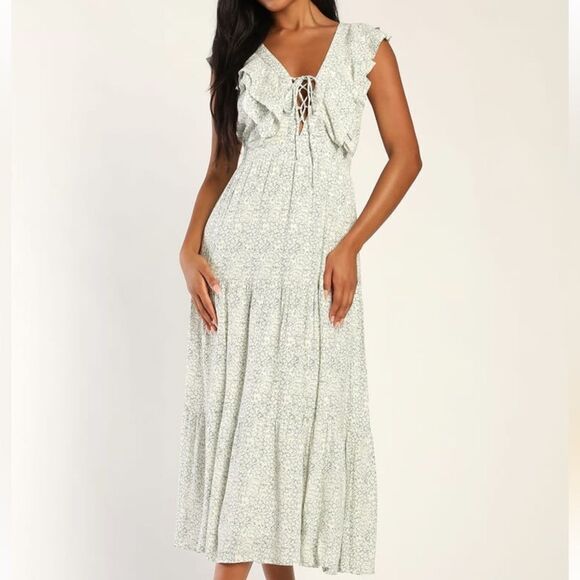 Lulus Romance In Bloom Floral Ruffled Tiered Midi Dress Medium NWT Green - Picture 1 of 9